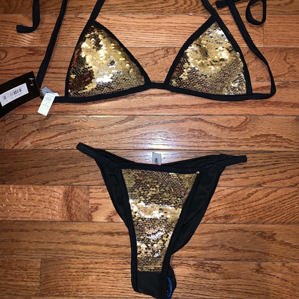 Two piece sequins swimsuit